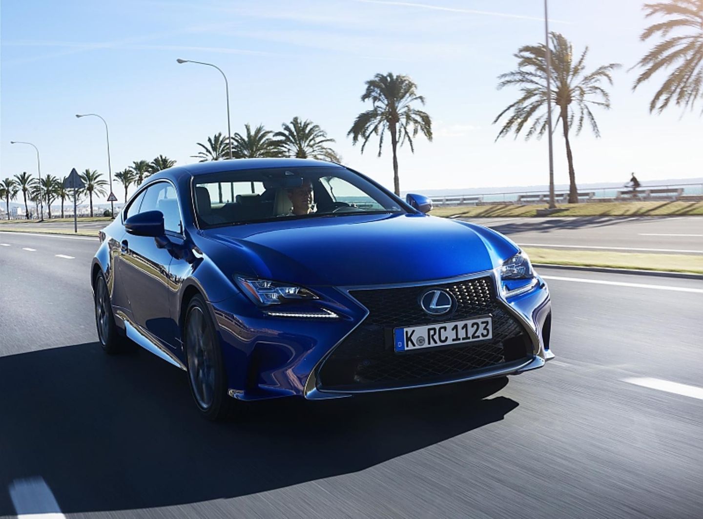 Lexus RC 200t