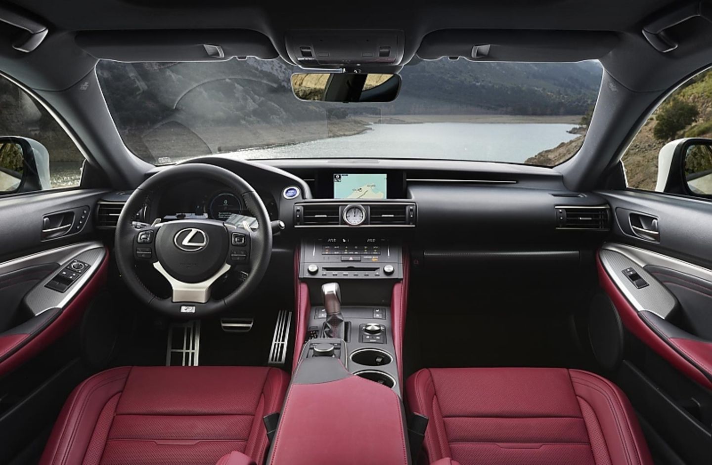 Lexus RC 200t