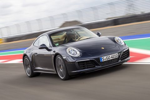 Porsche Carrera 4S - schafft 303 km/h