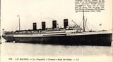 Auch die Franzosen bauten eindrucksvolle Schiffe, wie den 1912 fertiggestellten Transatlantik-Passagierdampfer "France" der Reederei Compagnie Générale Transatlantique (CGT). Wegen der opulenten Innenausstattung wurde dieses Schiff mit seinen markanten vier Schornsteinen auch "Château des Atlantiks" genannt.