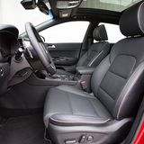 Die Ledersitze sind bequem