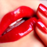 Aktfotografie von Guido Argentini: Rote Lippen soll man küssen