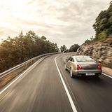 Das 700 Newtonmeter starke Drehmoment wirkt sich brachial aus.