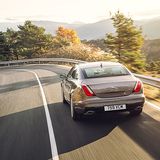 Der neue Jaguar XJ ist 5,13 Meter lang,...