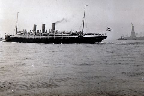 125 Jahre Kreuzfahrt: Goldmark, Größenwahn und Kaviar