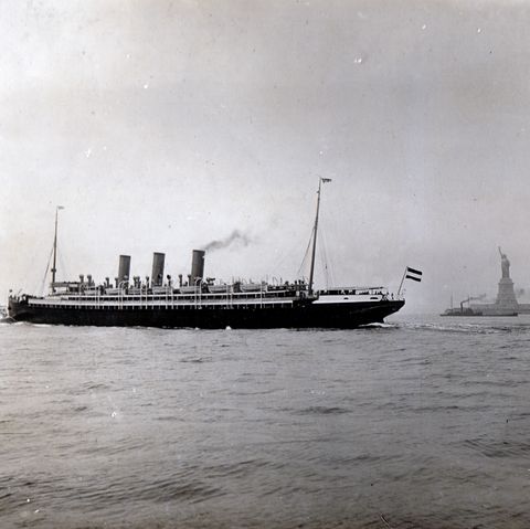 125 Jahre Kreuzfahrt: Goldmark, Größenwahn und Kaviar
