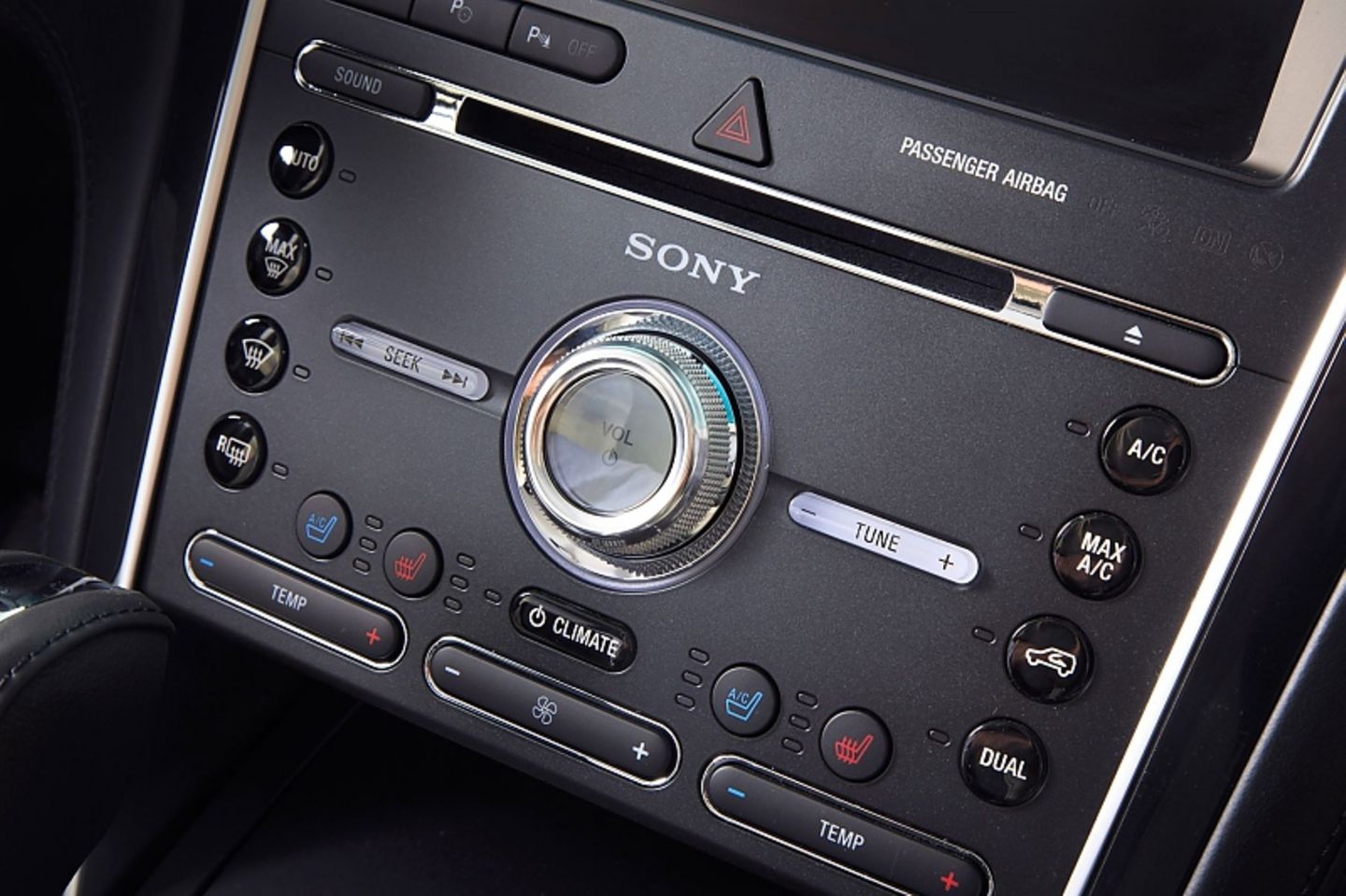 Das Infotainment kommt aus dem Hause Sony.