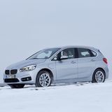 BMW 225xe Active Tourer - kann auch auf rutschiger Fahrbahn überzeugen