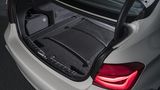 BMW 330e - der Laderaum reduziert sich von 480 auf 370 Liter