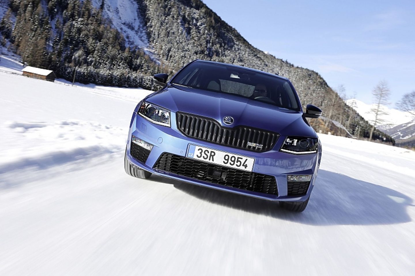 Die Skoda Octavia RS 4x4 Limousine verbraucht unter fünf Liter pro 100 Kilometern