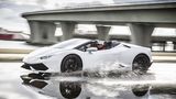 Lamborghini Huracan LP 610-4 Spyder im Wasser