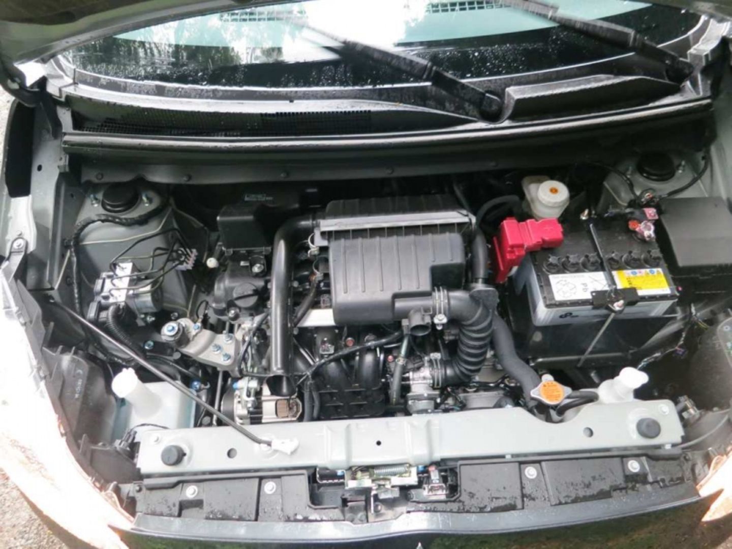 Der Mitsubishi Space schafft 172 km/h Spitze