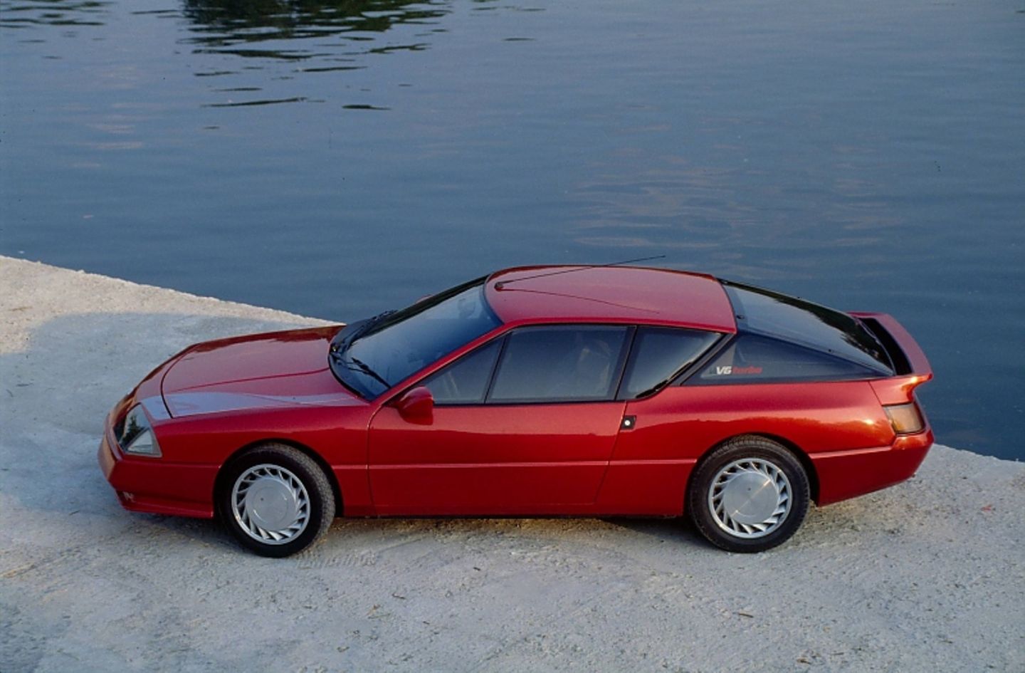 Hammer-Boliden wie der Alpine A310 V6 S brachten die Augen der Quartettspieler zum Leuchten