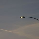 Eine Hightech-Straßenlaterne im Einsatz