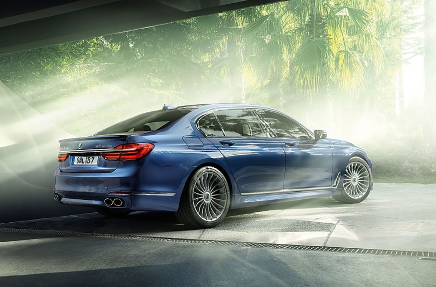 Alpina B7 Biturbo - in Europa nur mit Allradantrieb und langem Radstand