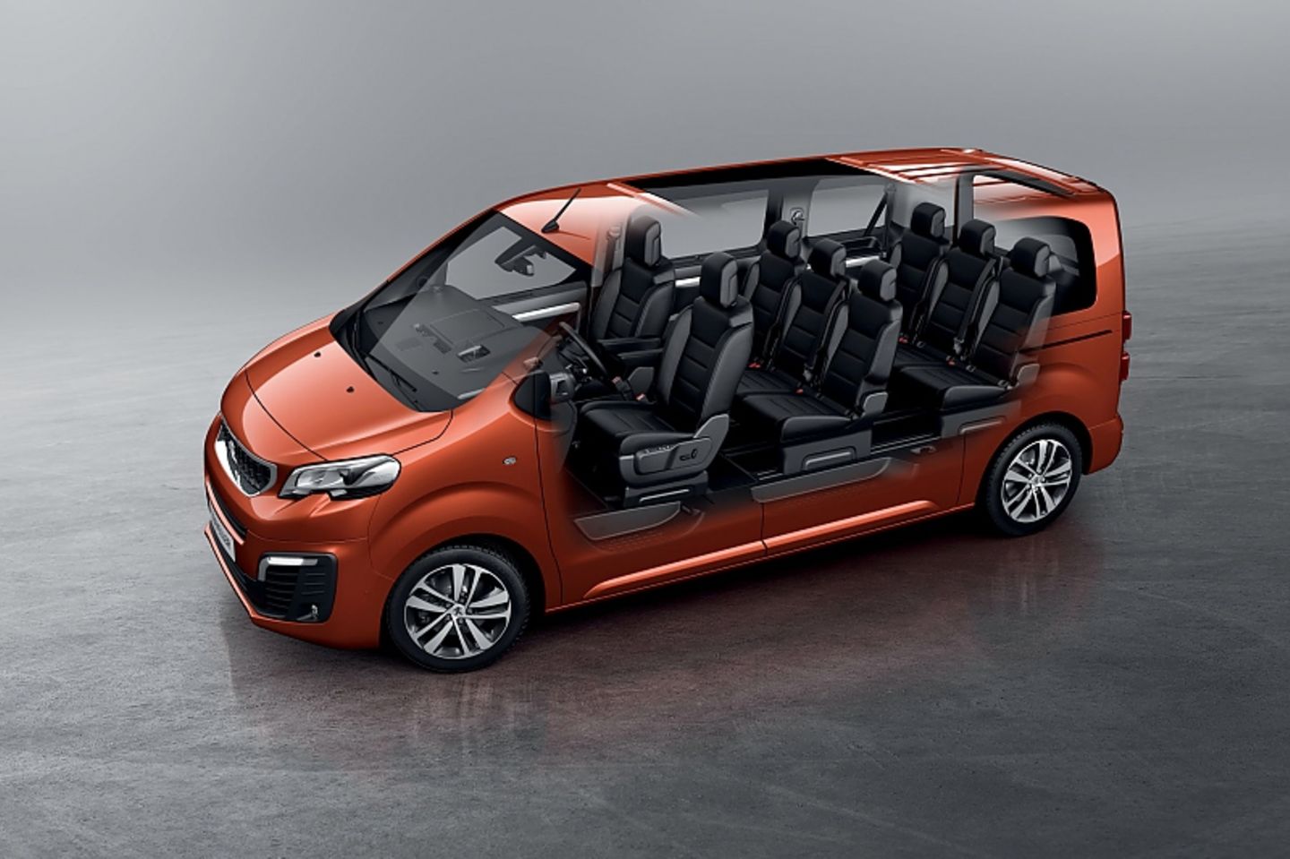 Peugeot Traveller - Platz für bis zu neun Personen