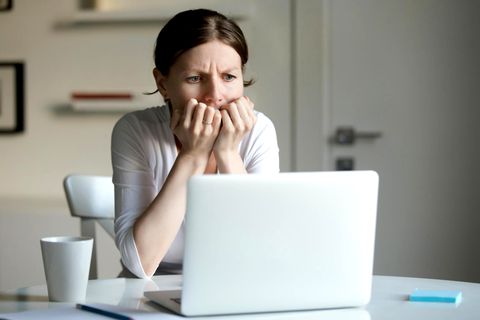Arbeitszeugnisse haben einen Code - und den sollten Mitarbeiter kennen. Sonst gelten sie schnell als faul, lustlos oder unpünktlich.