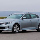 Der Kia Optima Hybrid hat eine E-Reichweite von maximal 54 Kilometern