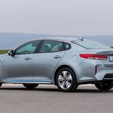 Bei vollen Batterien beträgt der Durchschnittsverbrauch des Optima Hybrid 1,7 Liter pro 100 km