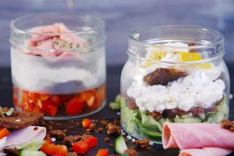 Raffinierte Rezepte: Geniale Idee für Frühstücksmuffel - Sandwich im Glas