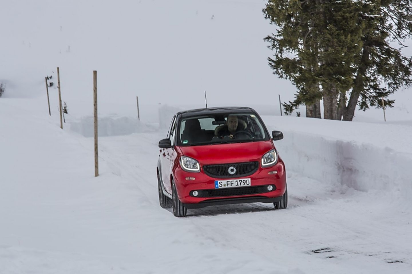 ... regelt den Motor notfalls runter, bis er abstirbt