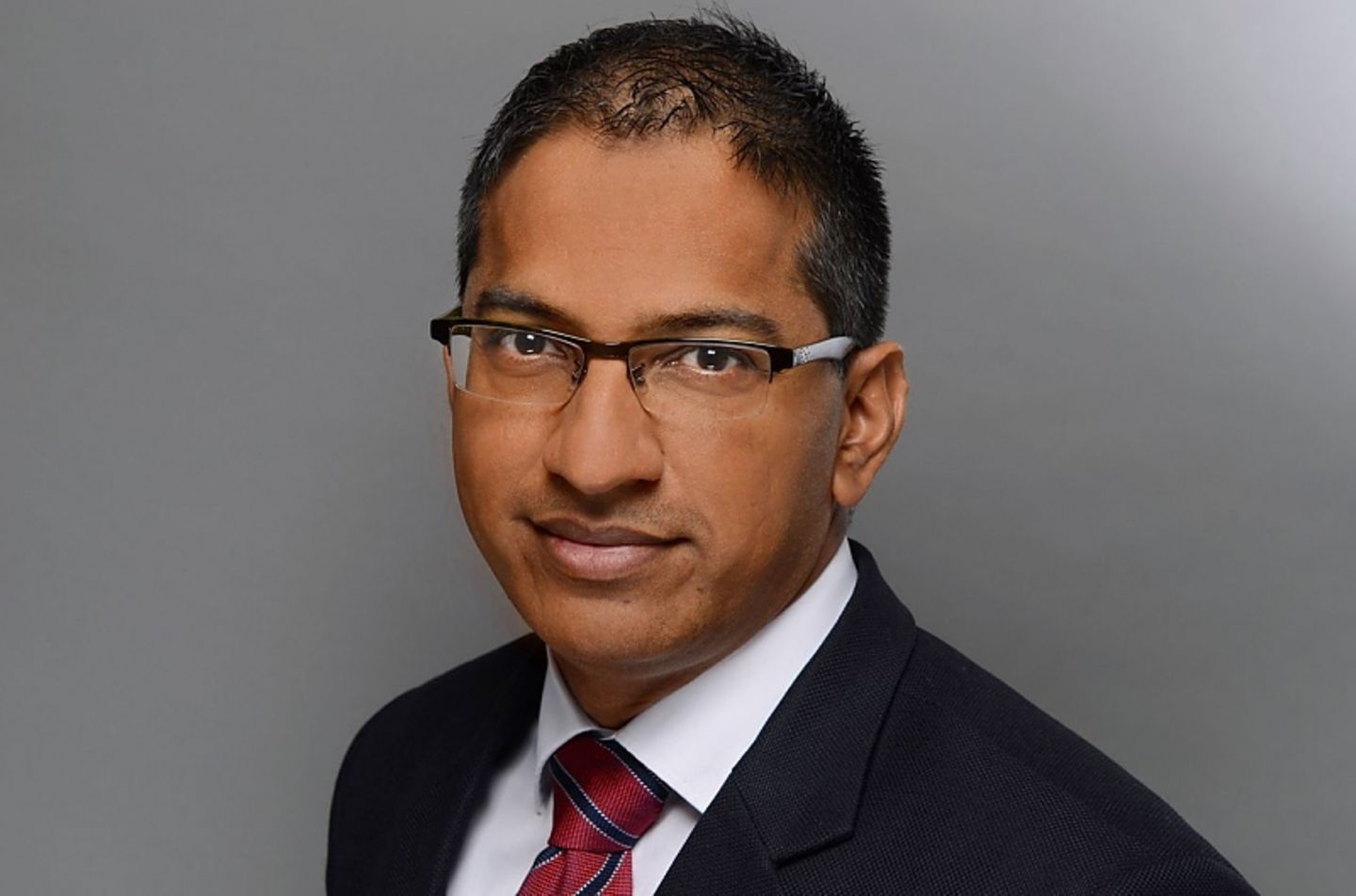 Sajjad Khan kümmert sich bei Daimler um die digitale Strategie