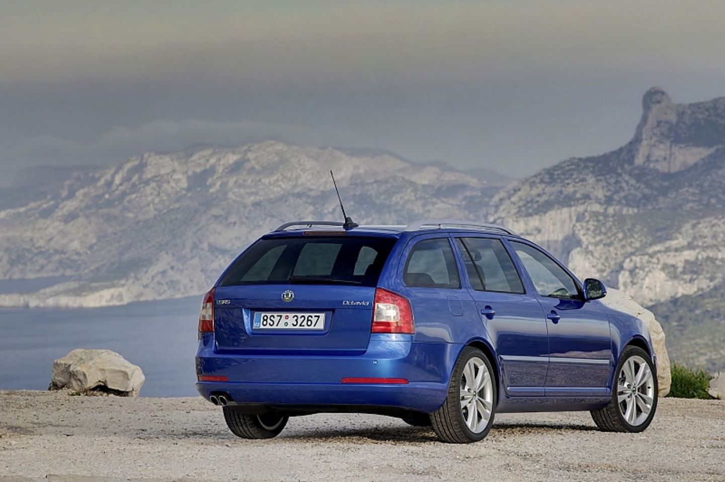 Mit einem Maximal-Kofferraum-Volumen von 1.620 Litern ist der Skoda Octavia RS Combi der Lade-Meister