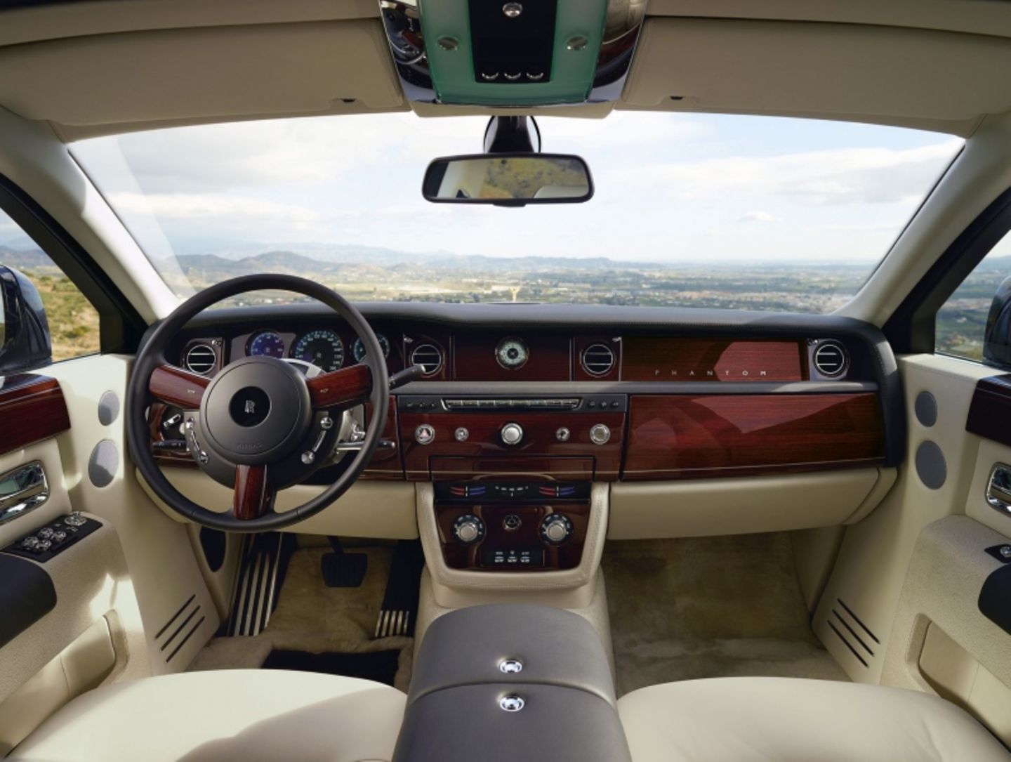 Das Motto beim Rolls-Royce Phantom: Luxus ist Reduktion