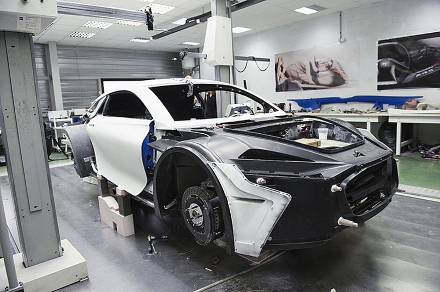 Beim DS E-Tense wird viel Carbon verwendet