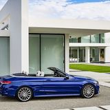 Das Verdeck kann bis Tempo 50 bedient werden.