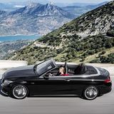 Bis zu 250 km/h ist das Mercedes-AMG C 43 4Matic Cabrio schnell.