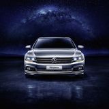 Der Kühlergrill ist makant