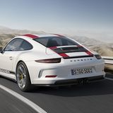 Im Gegensatz zum GT 3 und GT3 RS kommt der Porsche 911 R ohne auffälligen Spoiler aus
