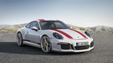 Der Porsche 911 R erreicht eine Höchstgeschwindigkeit von 323 km/h