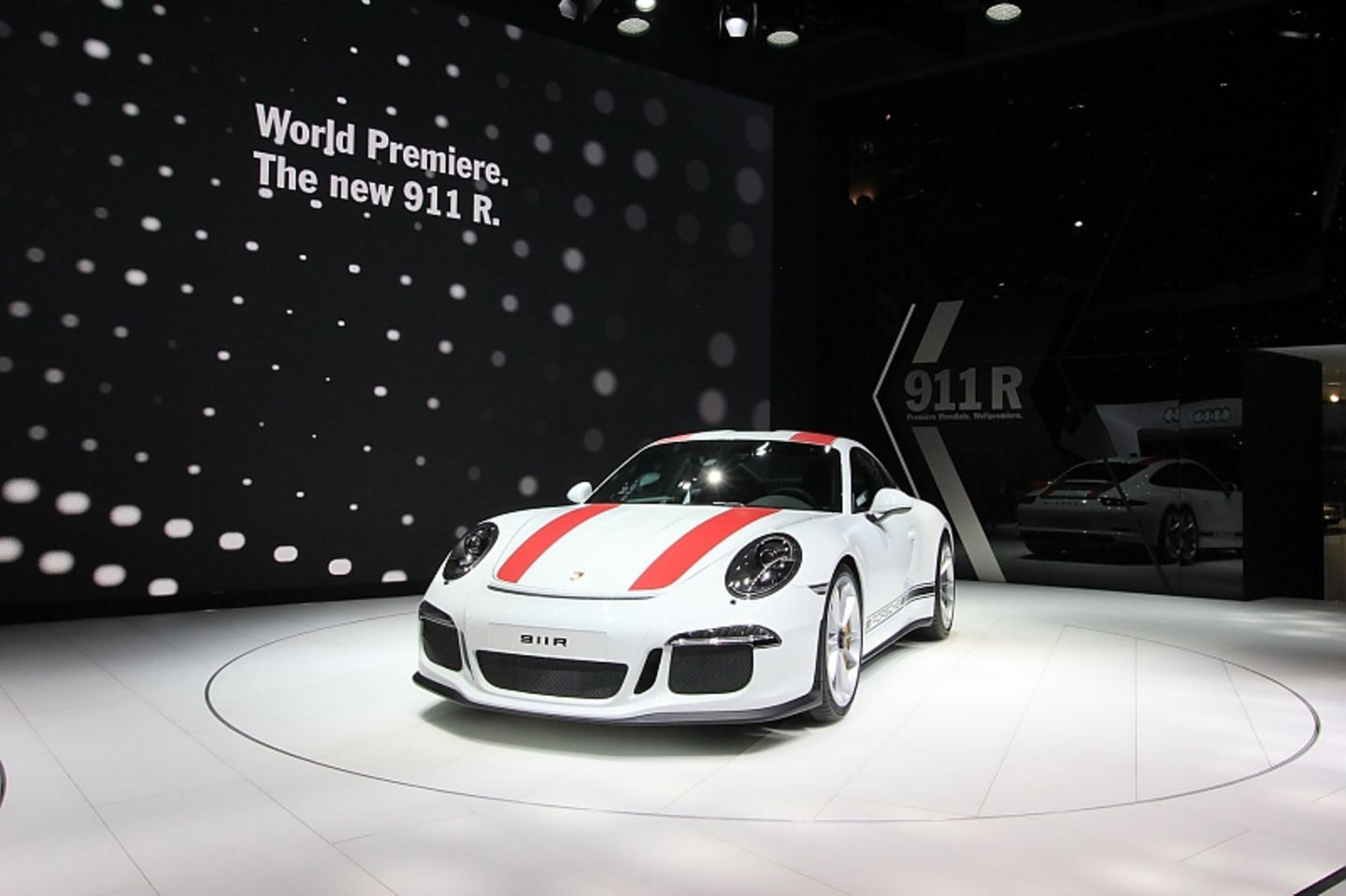 Porsche 911 R - 500 PS, Saugmotor und Handschaltung - verliebt?