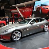 Der Ferrari GTC4 Lusso hat vier Sitze.