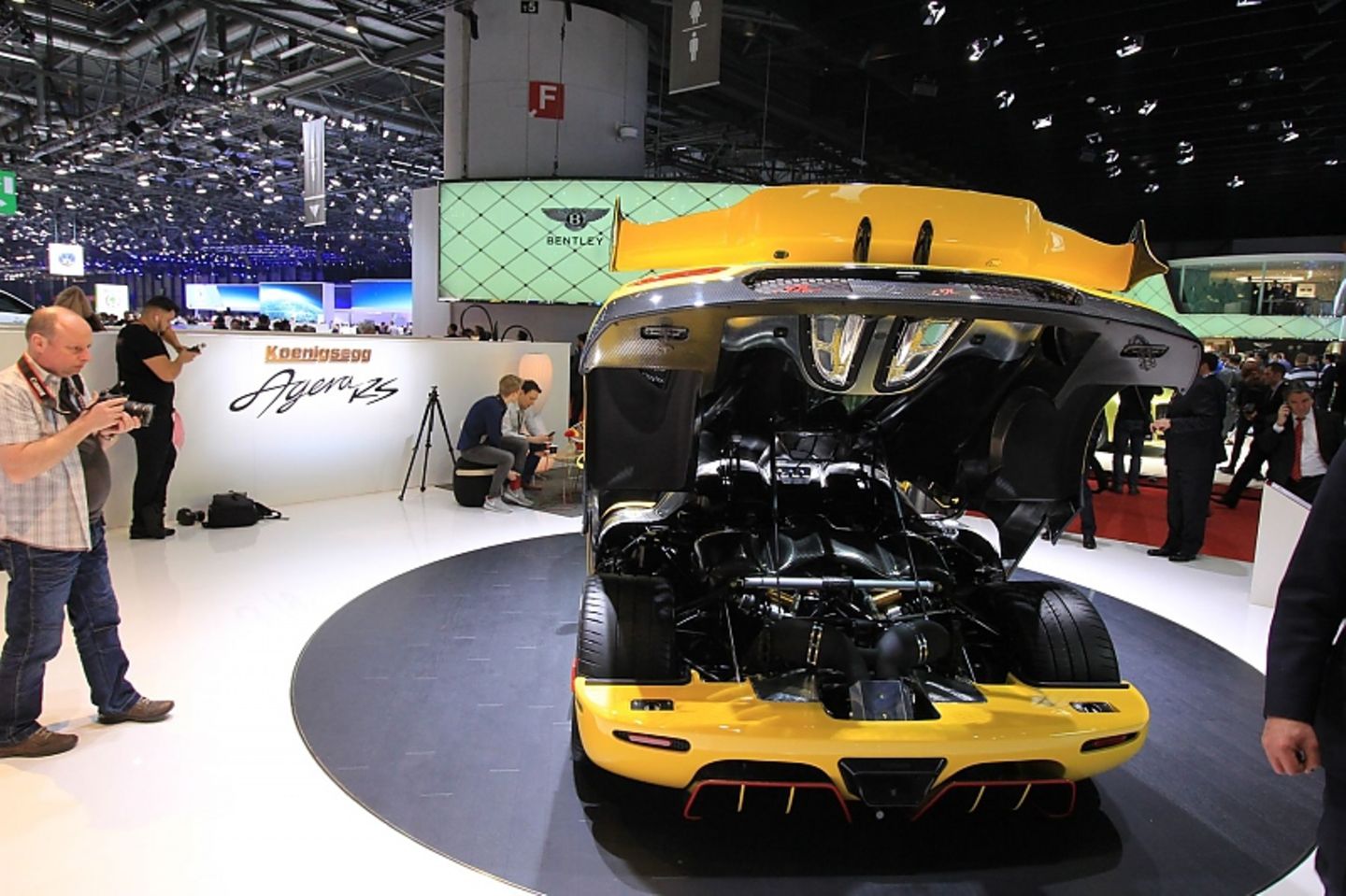Der Koenigsegg Agera RS steht auch in Genf.