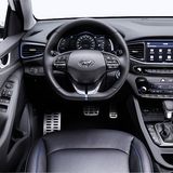 Das Cockpit des Hyundai Ioniq