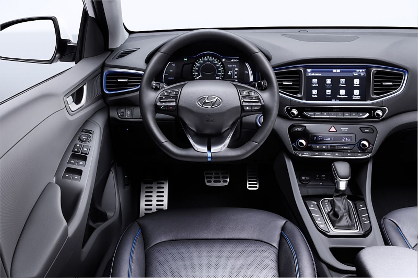 Das Cockpit des Hyundai Ioniq