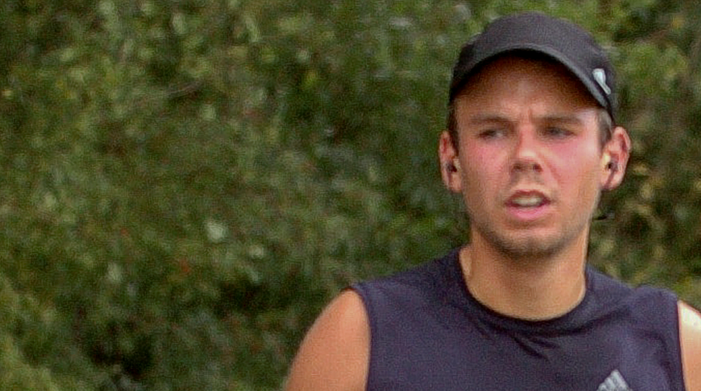 Germanwings Co-Pilot Andreas Lubitz tötete 149 Personen und sich selbst. Ermittlungen zufolge litt er bereits 2008 unter starken psychischen Problemen.