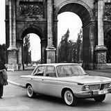BMW 1500 auf der Leopoldstraße in München