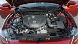 Der 2,2 Liter große Vierzylinder-Dieselmotor des Mazda 6 Kombi D-150 AWD.