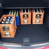 Sechs Kästen passen hier locker rein - mehr nicht.