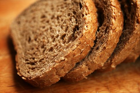 Drei-Minuten-Rezept: Das schnellste vegane Brot-Rezept der Welt (Symbolbild von Brotscheiben)