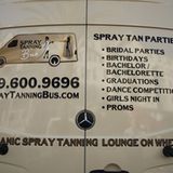 Spray Tanning Bus - besonders die Tanning Parties sind heiß begehrt