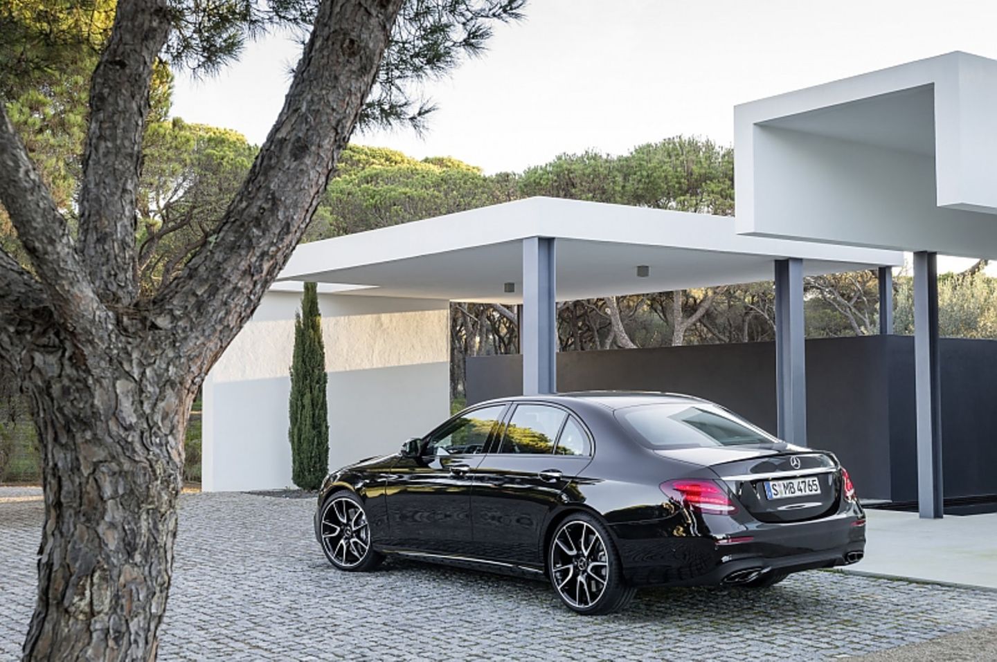 Mercedes AMG E 43 4matic - bei 250 km/h wird allerdings abgeriegelt