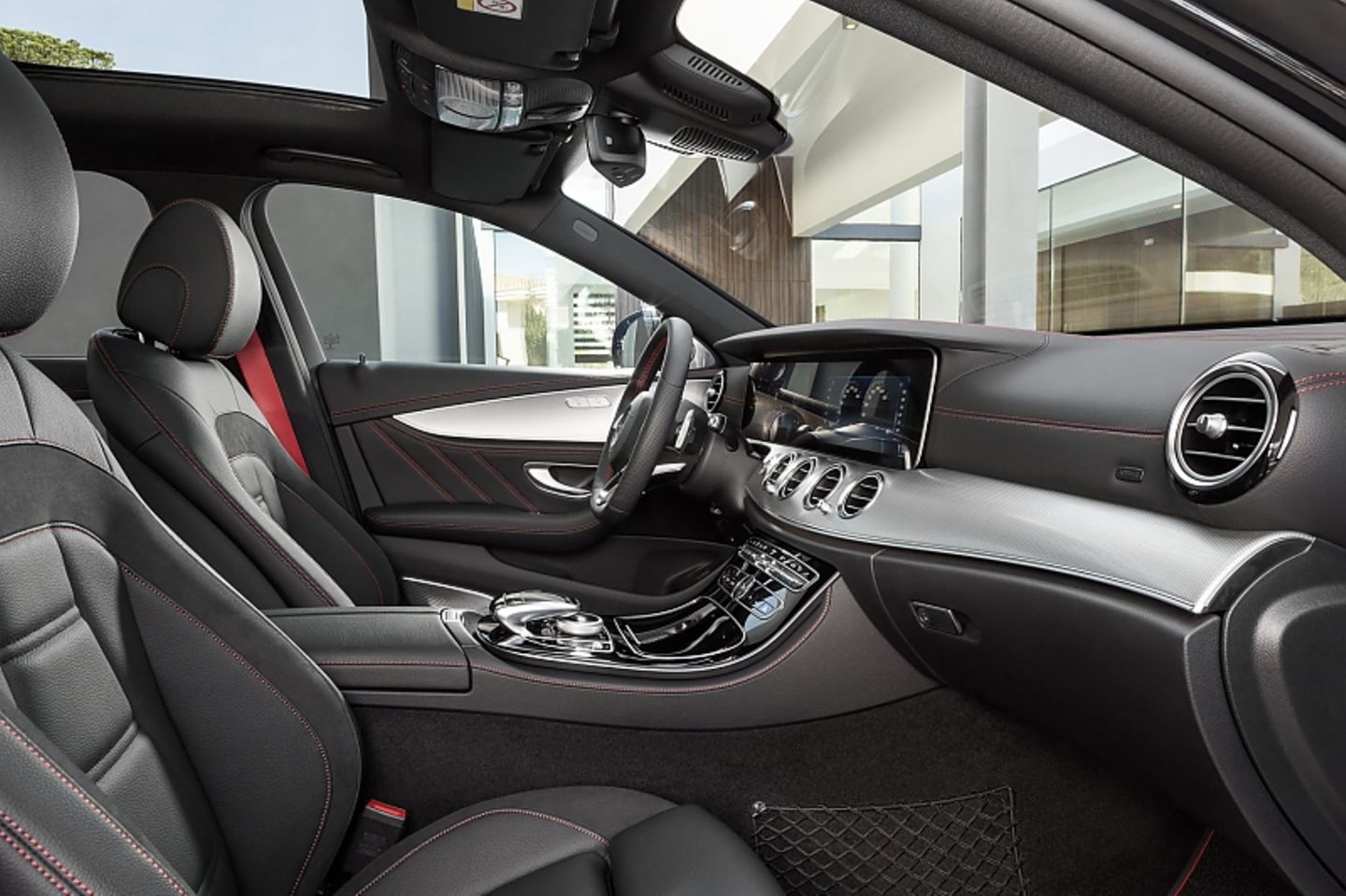 Die erste Reihe im Mercedes AMG E 43 4matic