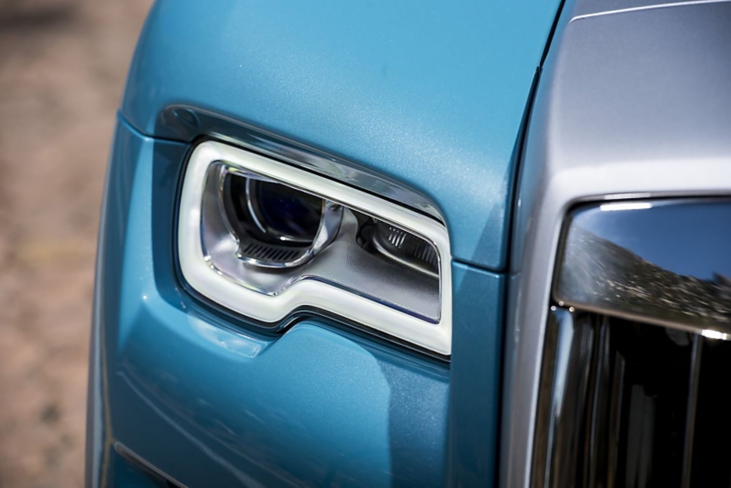 Marken Scheinwerferaugen des Rolls Royce Dawn