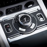 Der Controller im Rolls Royce Dawn