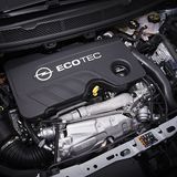 Der 1.6-Liter-Bi-Turbo-Motor leistet 118 kW / 160 PS